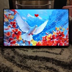 43" HISENSE ROKU SMART 4K TV WITH REMOTE 