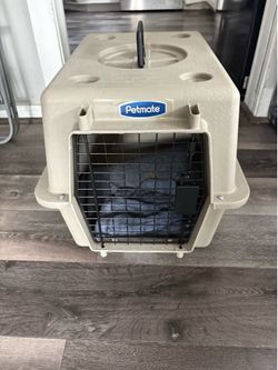 25.00$ obo pet carrier / GUC