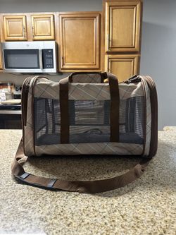 Cat Or Dog Carrier - Medium Size - Brown/tan