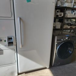 Frigidaire Frost Free Upright Freezer 