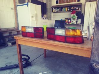 Tail lights for 85 944 Porsche