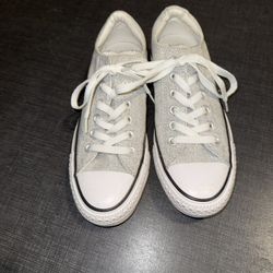 Brand New Gray Women’s Converse Allstar Size 7