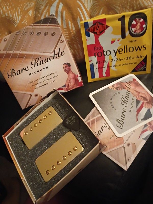 Stormy Monday Humbucker Set 50mm With Gold Covers