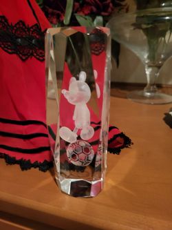 Crystal mickey mouse from disneyland old large, perfect