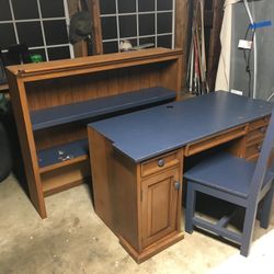 Custom Office Desk W/ BookShelf Set 