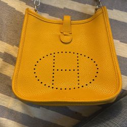 Hermès, Pre-Loved Yellow Togo Evelyne III GM, Yellow