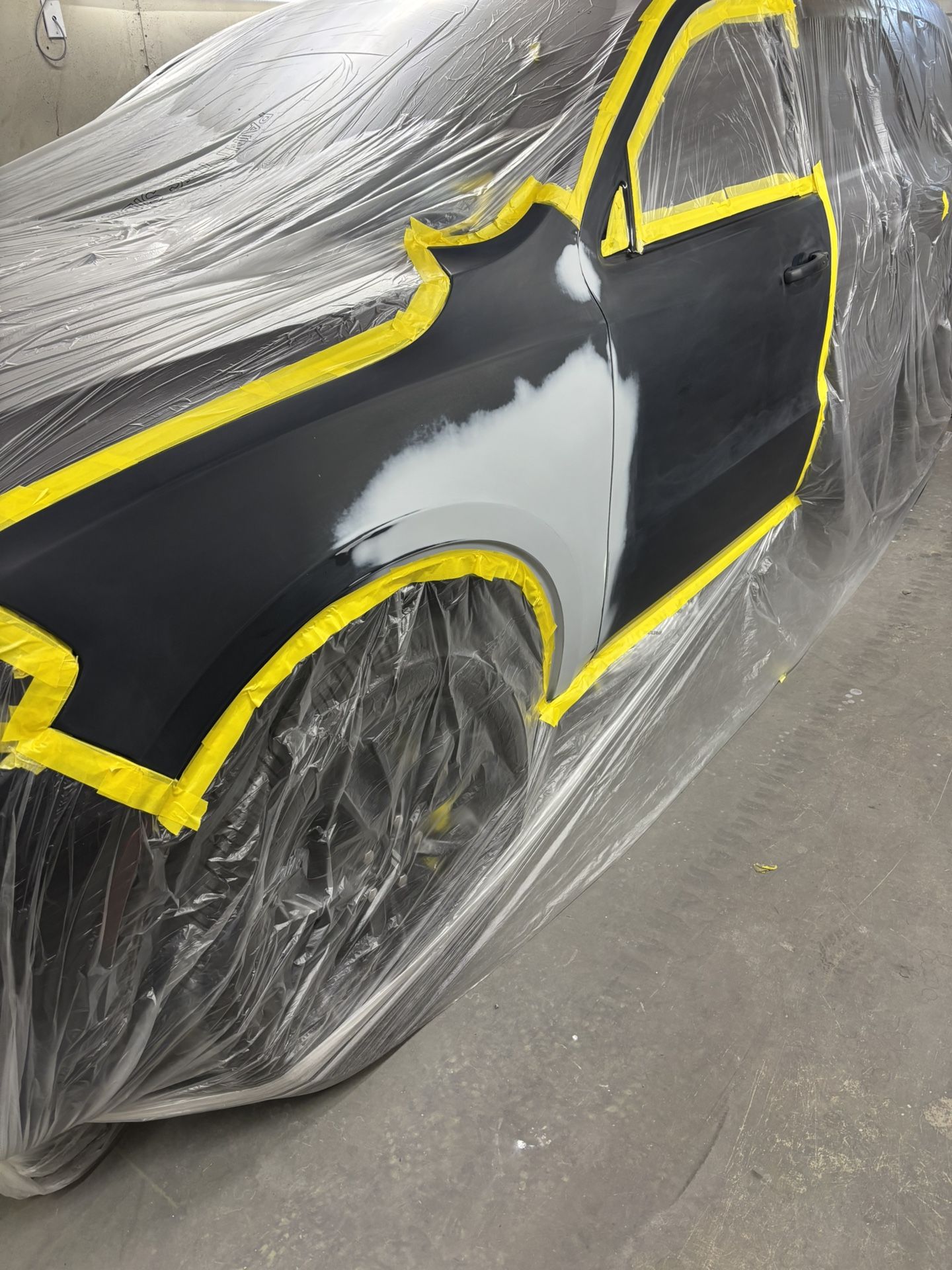 Body Work Repair Paint Shop / Hojalatero Pintura Enderezador