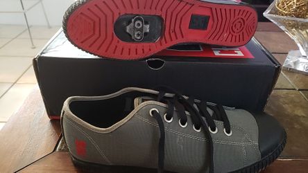 Kursk bicycle clip sneakers 10.5