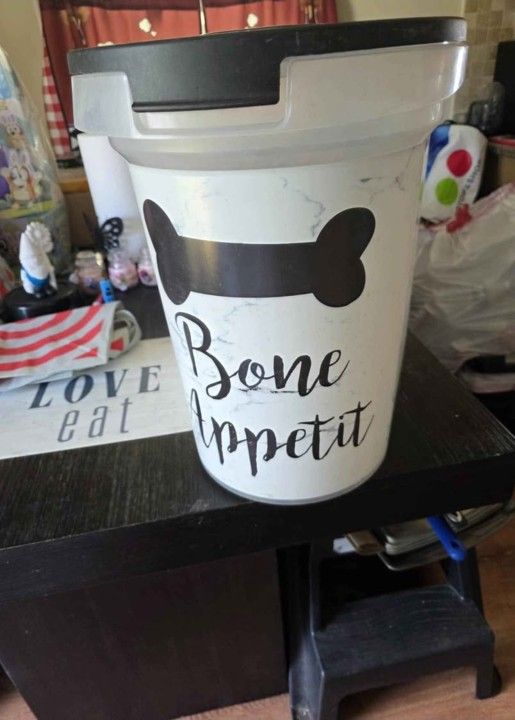 Pet Food Container