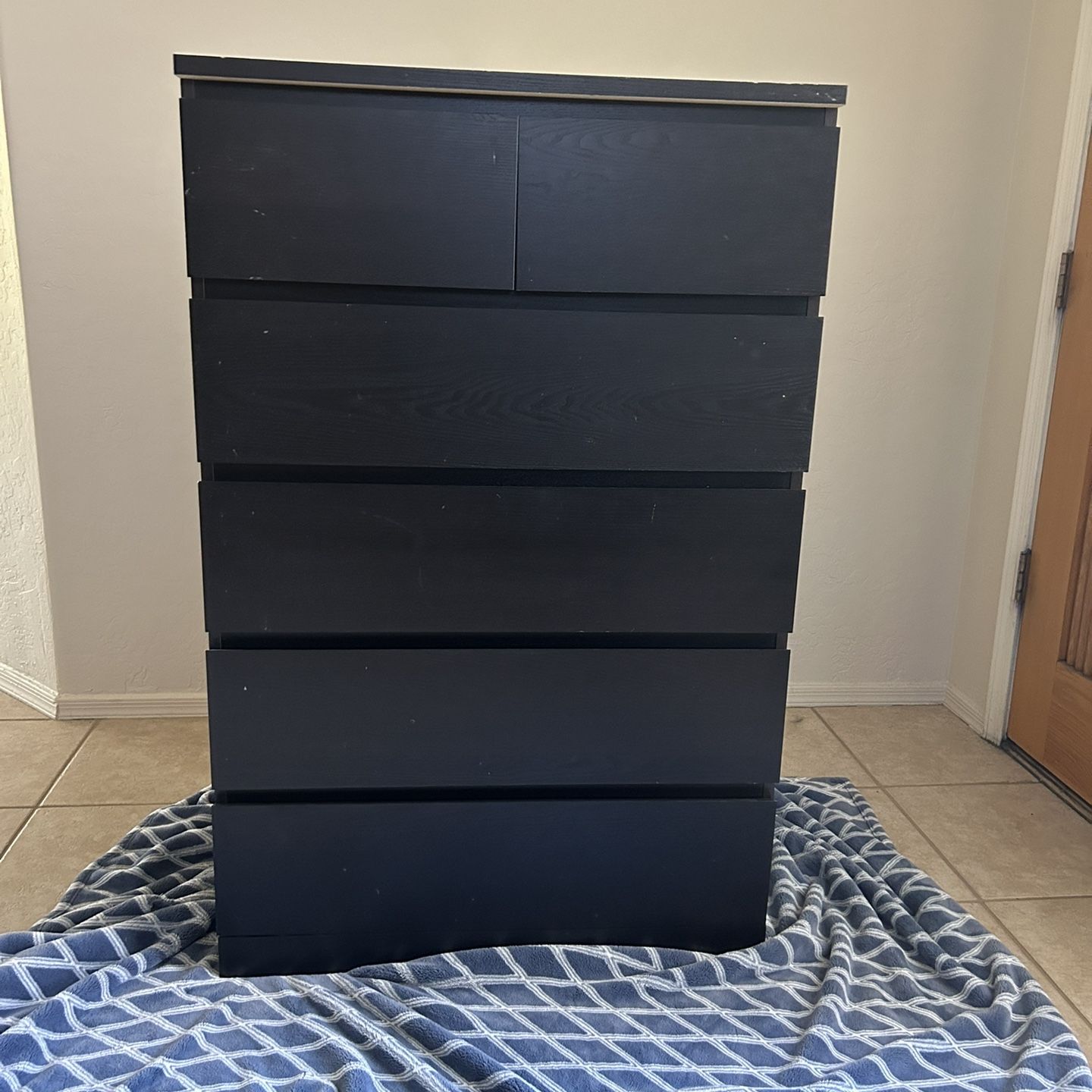 ikea malm black brown 6 drawer dresser Ikea Malm Black 6 drawer chest  100 161cm width 48.5cm depth 78cm height  Buy directly from our website www.furnishrglasgow.co.uk Or Pick up from  Furnishr 1480 Paisley Road West Glasgow G52 1SP