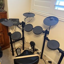 Yamaha DTX432K Electric Drum