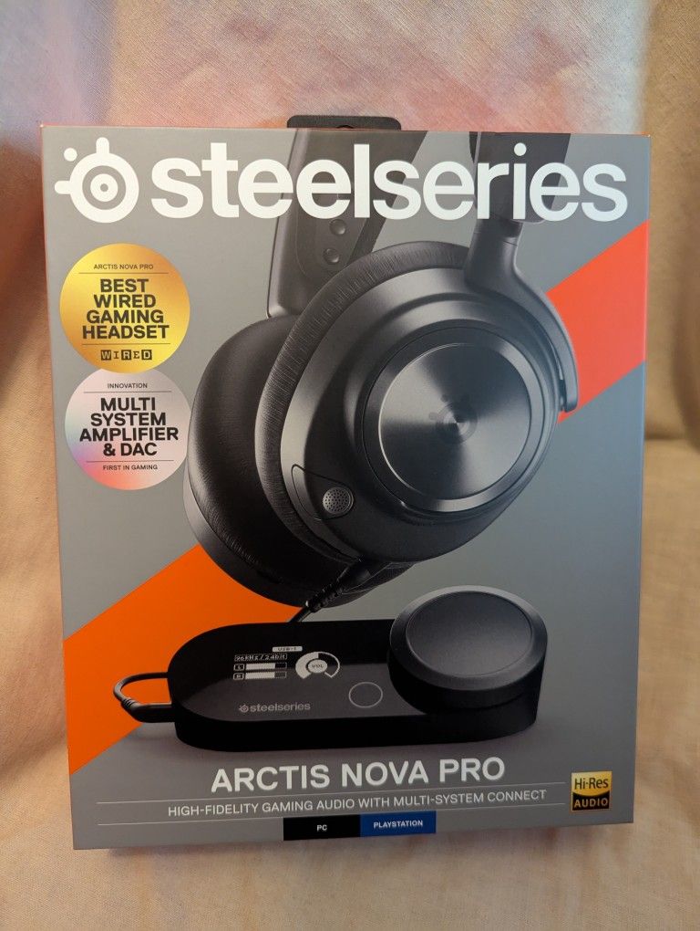 SteelSeries Arctis Nova Pro Wired Headset
