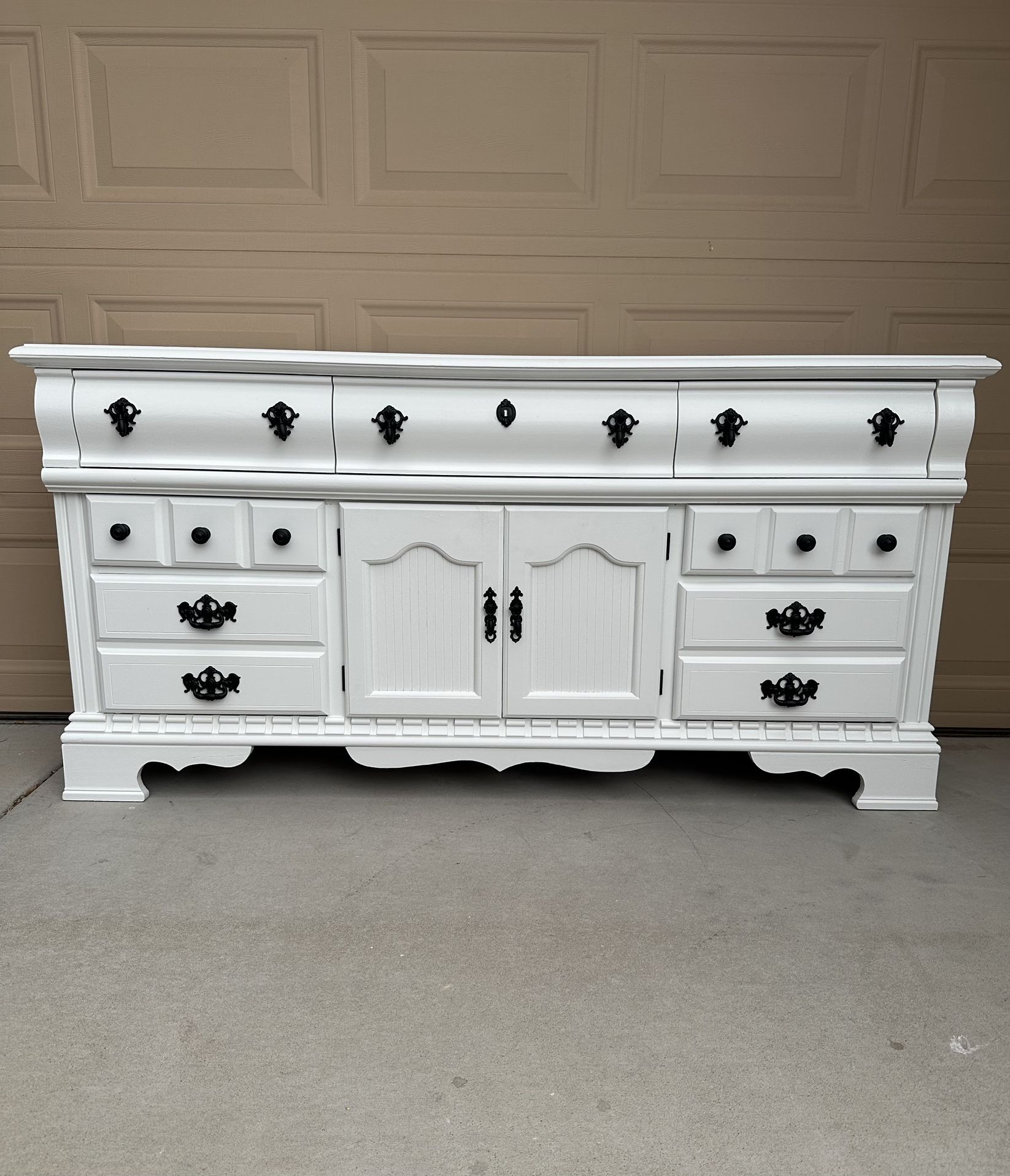 Dresser White 9-Drawers