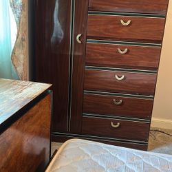 Chest Of Drawers/Amoire