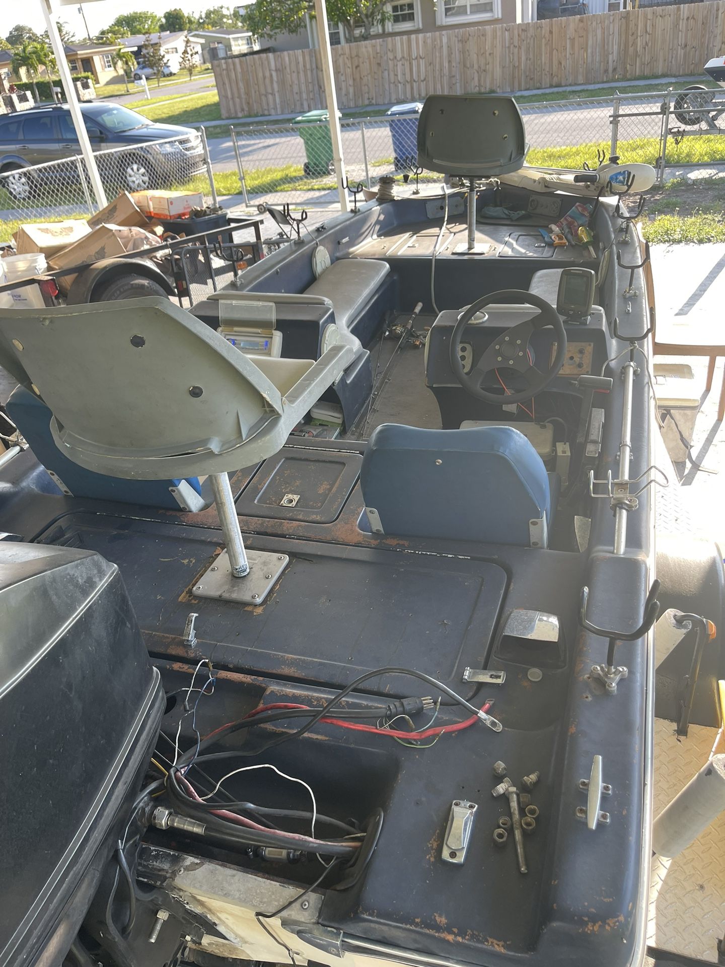 17ft Cajun bass boat set up for crappie fishing 90hp mercury for Sale