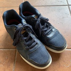 Men’s Levi’s 9.5 Shoes