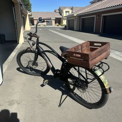 Beach Cruiser E bike Made By Electra 