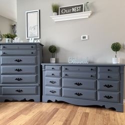 ✨🩶Beautiful Solid Dresser Set Of 2🩶✨