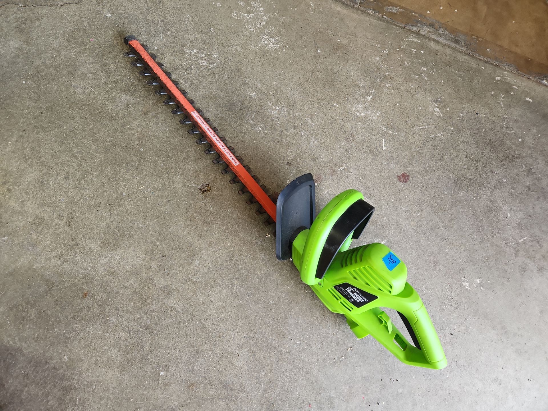 22-in hedge trimmer corded