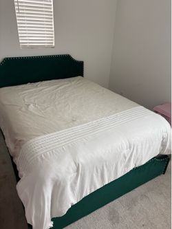 Emerald Green Velvet Queen Bed Frame w/ Storage