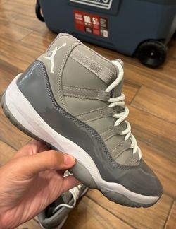 Jordan 11 Cool Gray Size 7