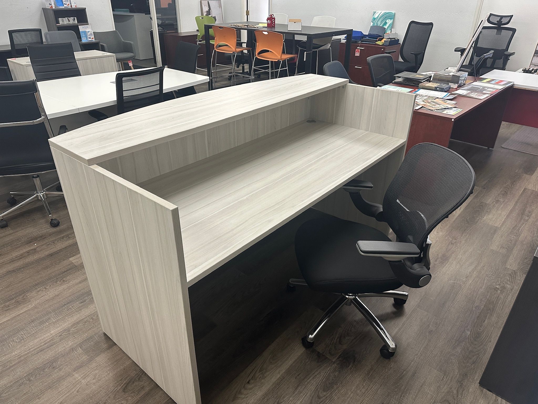 Receptionist Front Desk For Office With Transaction Top