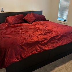 2 King Size Beds 