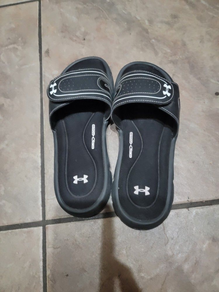 Under Armour Boys Size 8 Sandals