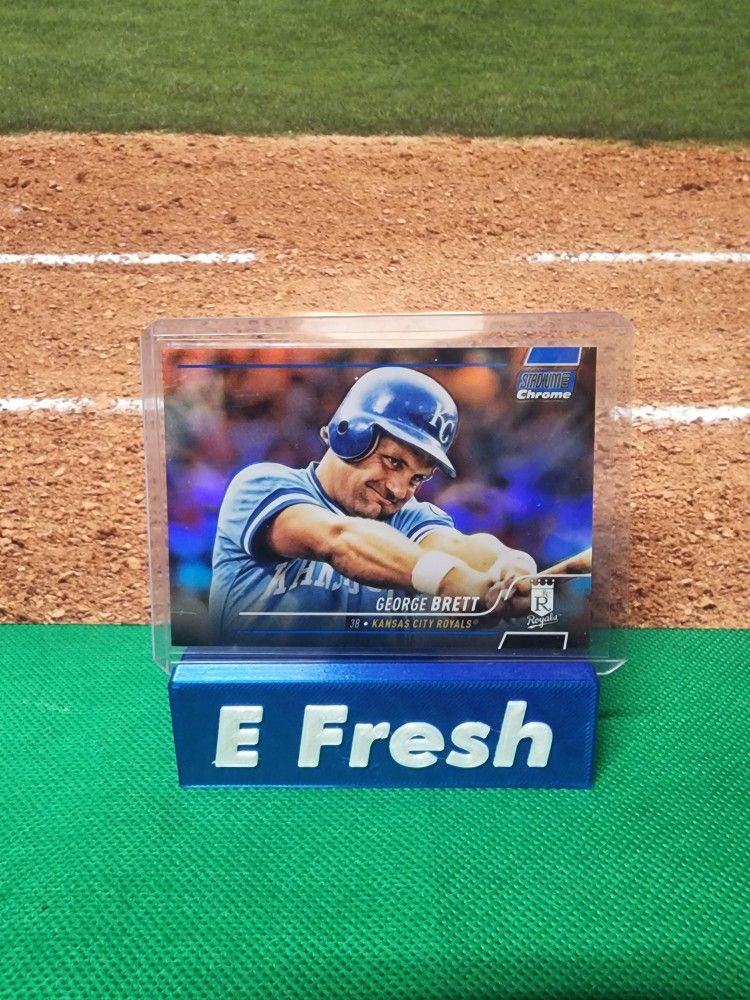 George Brett 2022 Topps Stadium Club Chrome Blue Refractor