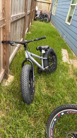 Bicicleta de llantas grandes