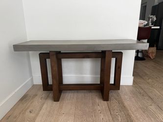 Restoration Hardware console table excellent
