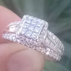 1 CT Diamond Engagement Ring 