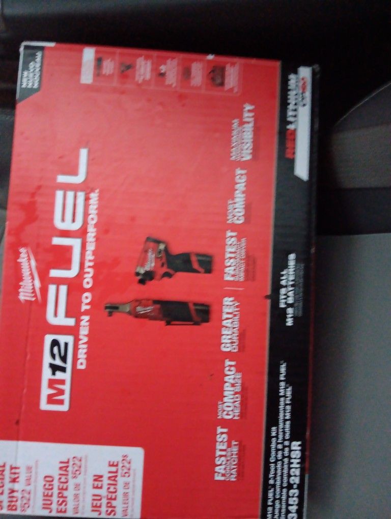 Milwaukee Combo W Battery Brand New