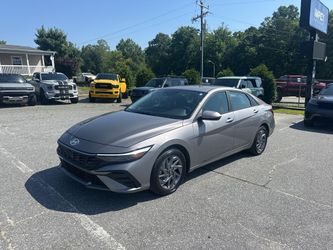 2024 Hyundai Elantra