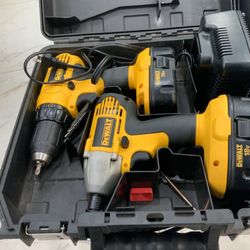 Dewalt 2 Drills With 2 18V Batteries, Charger And Dewalt Case 