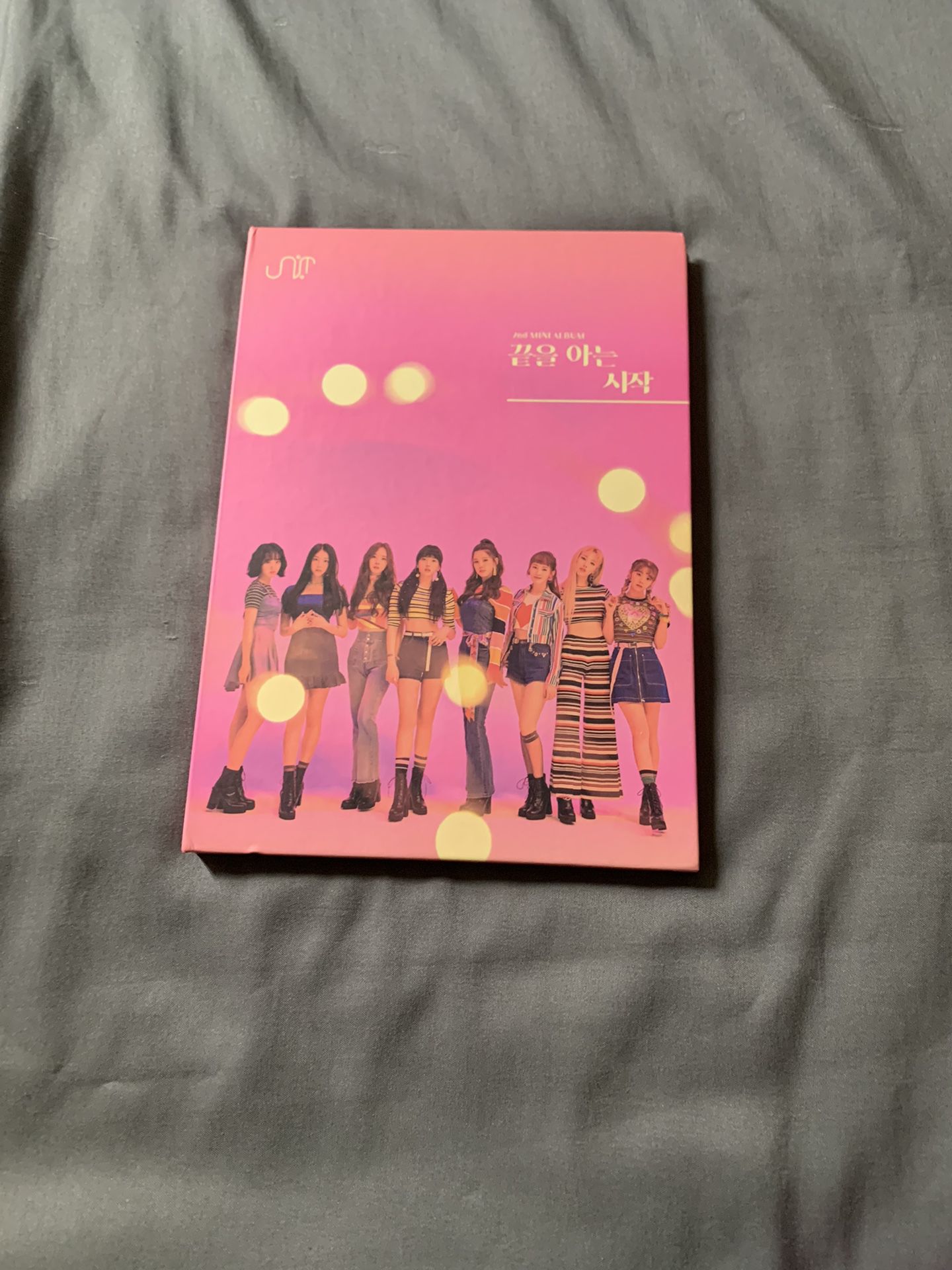UNI.T 2nd Mini Album Begin With the End K-Pop CD