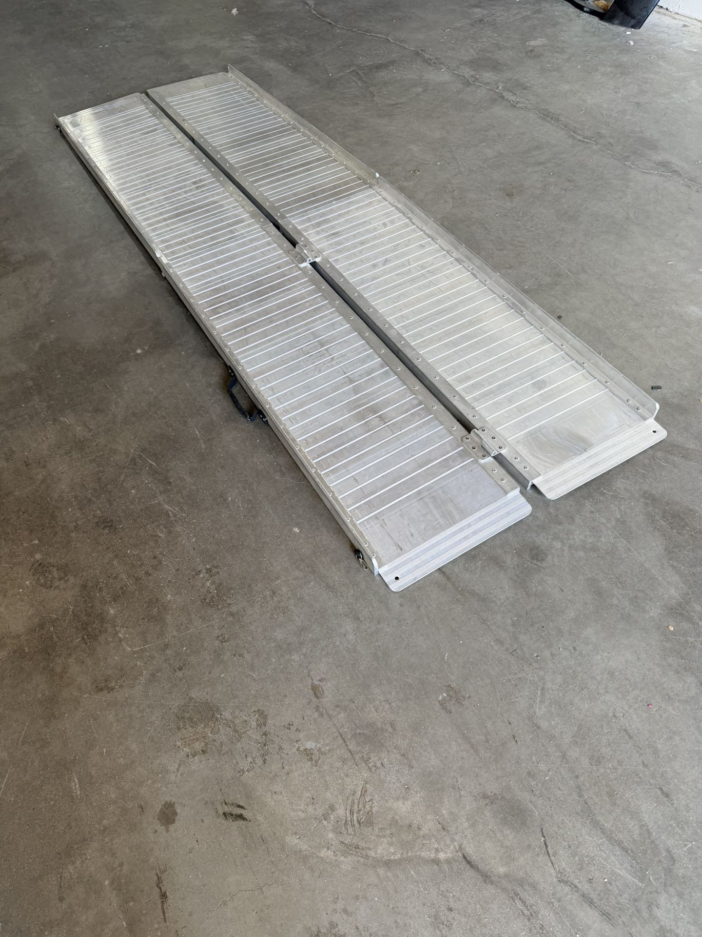 Collapsoble Ramps 8’ Collapsible Metal Ramp for Sale in Tempe, AZ - OfferUp