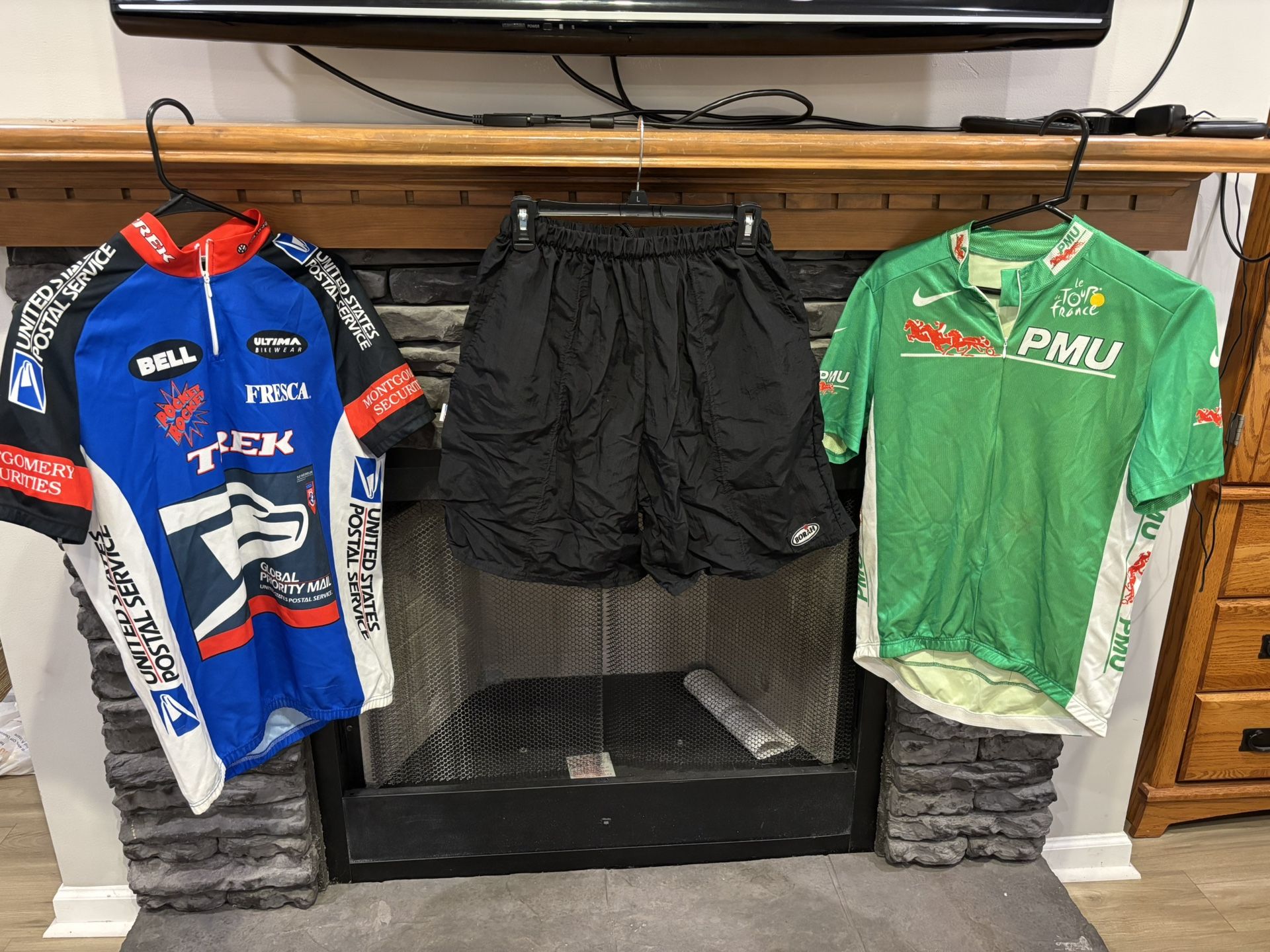 Men’s Large Bike training gear