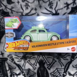 Hot Wheels 2025 VOLKSWAGEN BEETLE (TYPE 1 KAFER), Green, Pull-Back Speeders NIB