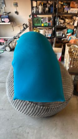 Yogibo bean bag