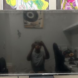 55in TLC Tv With Wall Mount