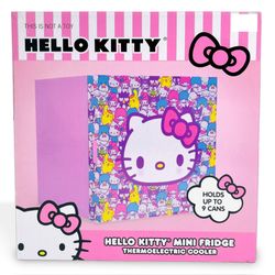Sanrio Hello Kitty Mini Fridge Thermoelectric Cooler 6.7L, Holds 9 Cans