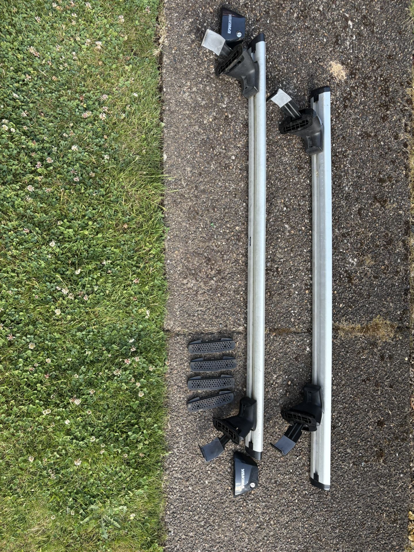 Yakima Clamp System Cross Bars/roof Rack