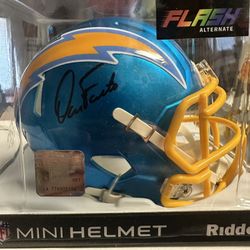 Dan Fouts Signed Los Angeles Chargers Riddell Flash Speed Mini Helmet Schwartz