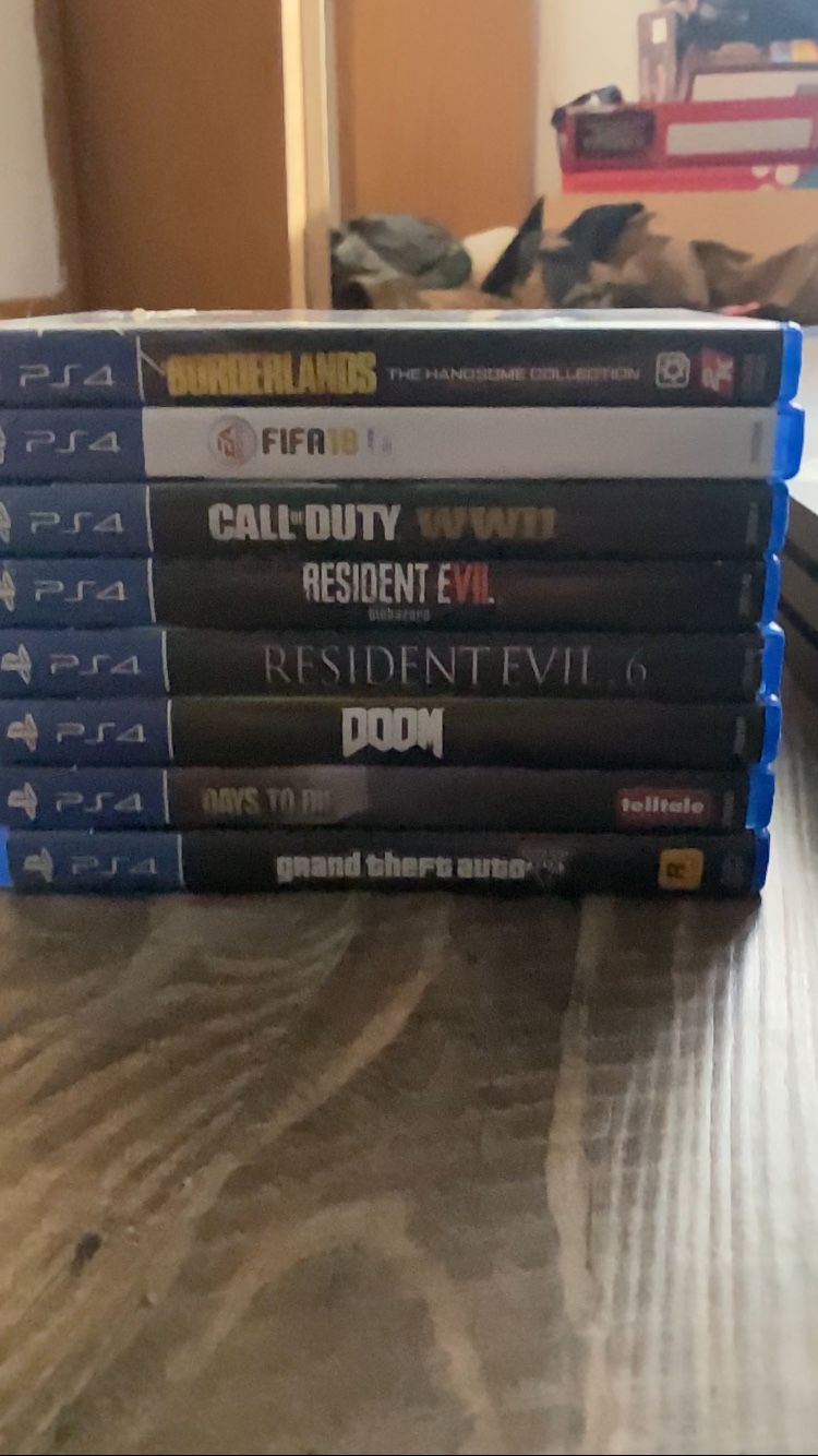 PS4 Pro And Games