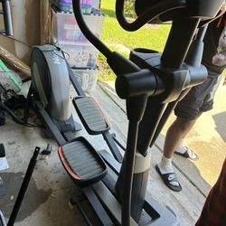 Elliptical Exercise Machine 