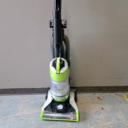 Bissell  Vac ,with Cord Rewind 