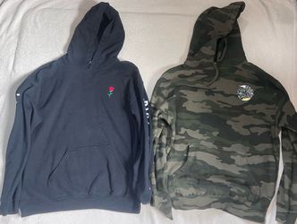 Riot Society & Santa Cruz Hoodie Bundle Size Medium