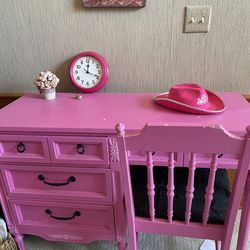 Cute Pink desk plus accessories