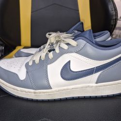 Jordan 1 Low Size 9.5